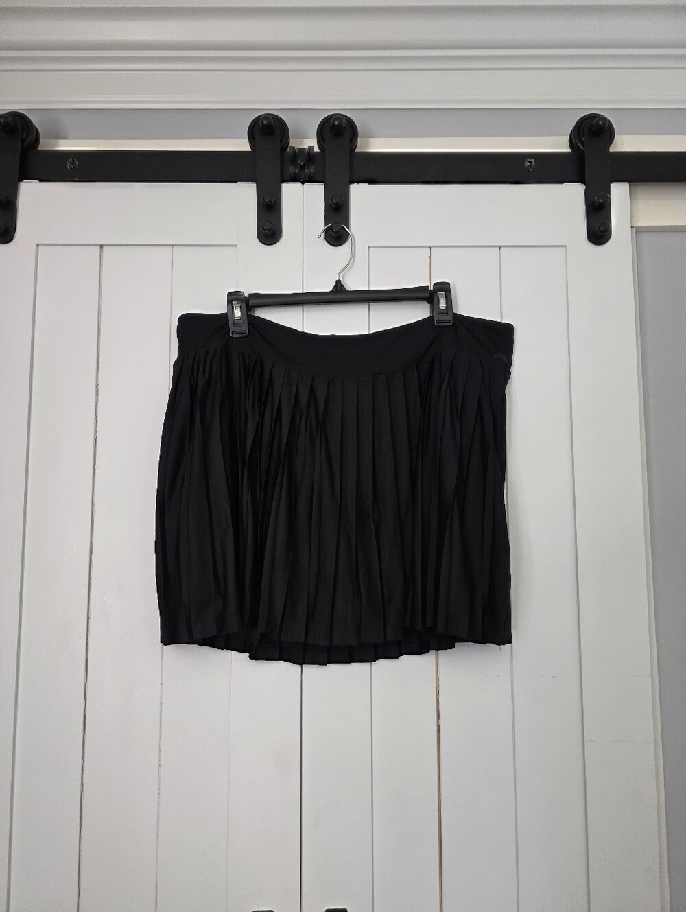 ADIDAS ULTIMATE 365 PLEATED GOLF SKORT. NEW.